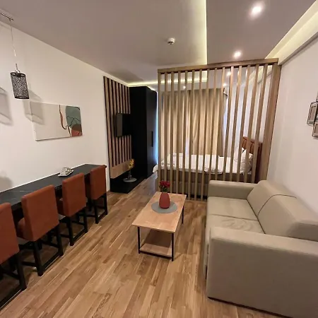 H2 Milmari Apartment *
